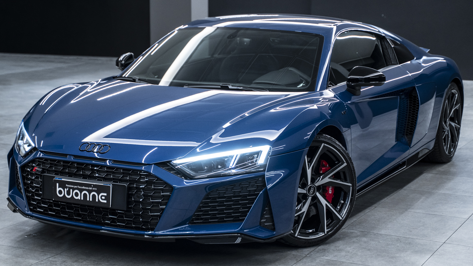 R8